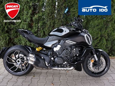 Ducati Diavel V4 black