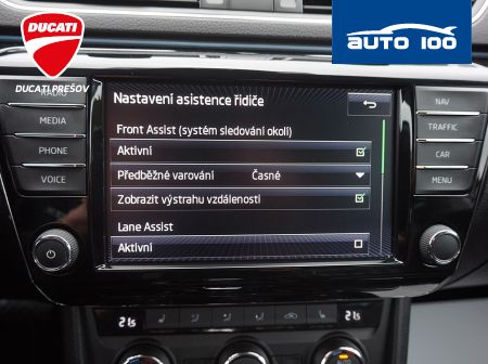 Škoda Superb Combi 2.0 TDI Laurin & Klement 110 kW DSG