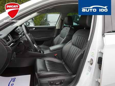 Škoda Superb Combi 2.0 TDI Laurin & Klement 110 kW DSG