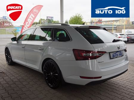 Škoda Superb Combi 2.0 TDI Laurin & Klement 110 kW DSG