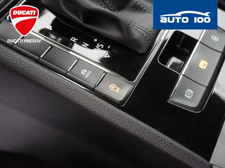 Škoda Superb Combi 2.0 TDI Laurin & Klement 110 kW DSG