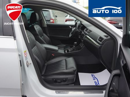 Škoda Superb Combi 2.0 TDI Laurin & Klement 110 kW DSG