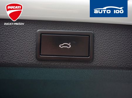 Škoda Superb Combi 2.0 TDI Laurin & Klement 110 kW DSG