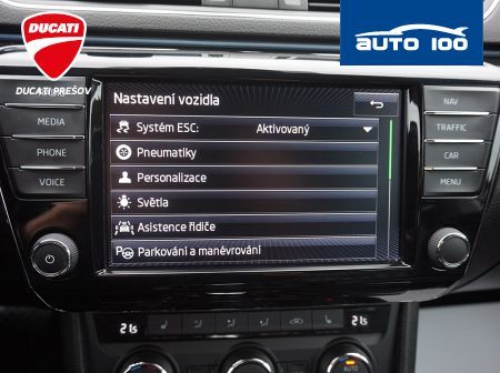 Škoda Superb Combi 2.0 TDI Laurin & Klement 110 kW DSG
