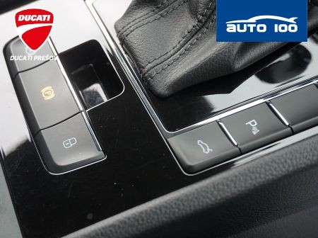 Škoda Superb Combi 2.0 TDI Laurin & Klement 110 kW DSG