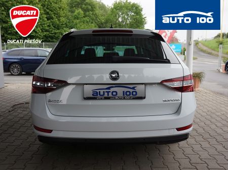 Škoda Superb Combi 2.0 TDI Laurin & Klement 110 kW DSG