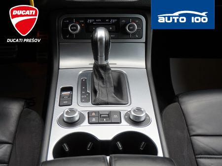 Volkswagen Touareg 3.0 TDI 4-Motion R-line 193 kW AT8