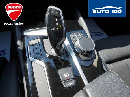 BMW 530d Touring Sportline xDrive 195kW AT8