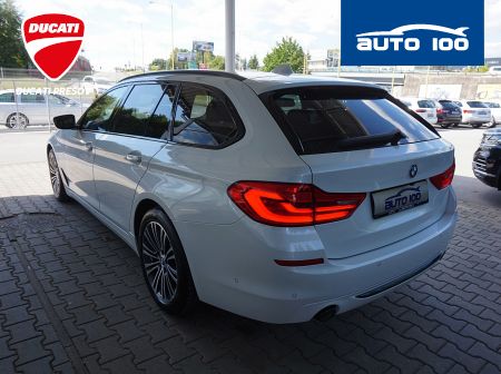 BMW 530d Touring Sportline xDrive 195kW AT8