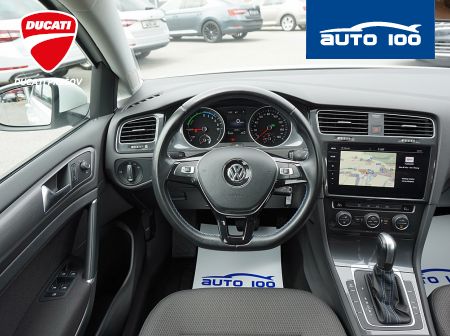 Volkswagen E-Golf 100kW Comfortline AT