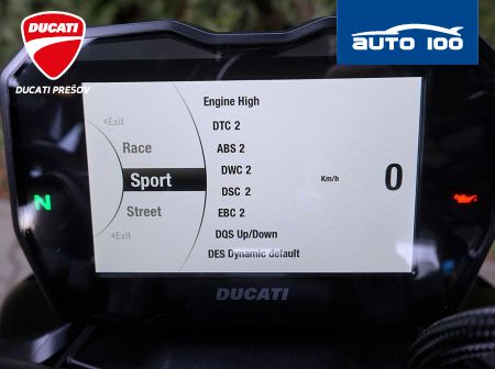Ducati Streetfighter V4 SP