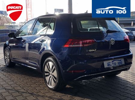 Volkswagen eGolf Comforltine 100kW AT
