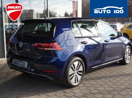 Volkswagen eGolf Comforltine 100kW AT