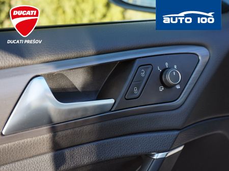 Volkswagen eGolf Comforltine 100kW AT