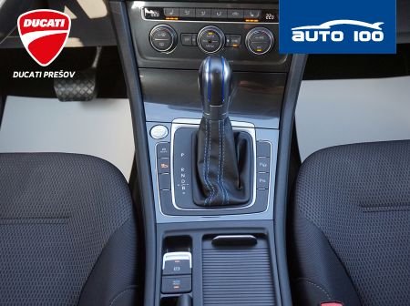 Volkswagen eGolf Comforltine 100kW AT