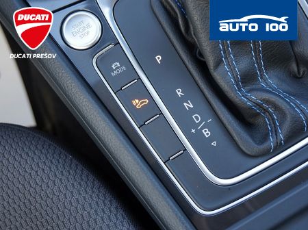 Volkswagen eGolf Comforltine 100kW AT