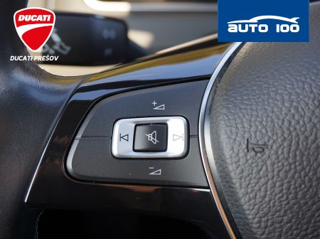 Volkswagen eGolf Comforltine 100kW AT