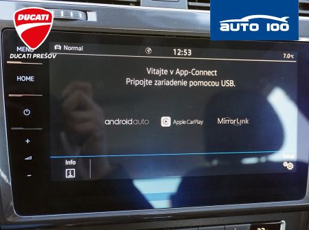 Volkswagen eGolf Comforltine 100kW AT