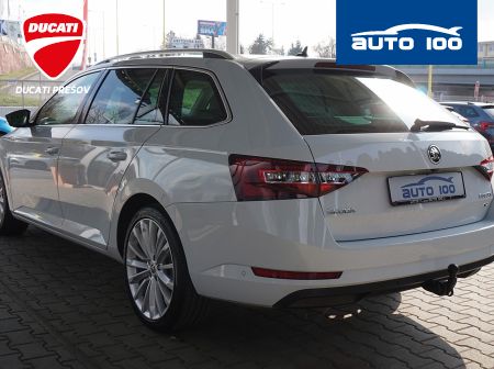 Škoda Superb Combi 2.0 TDI Style 4x4 140kW DSG7