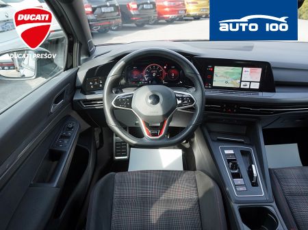Volkswagen Golf 2.0 GTI 180kW DSG7
