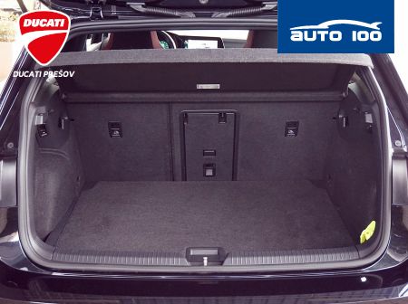 Volkswagen Golf 2.0 GTI 180kW DSG7