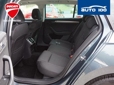 Škoda Superb Combi 2.0 TDI Style 140kW DSG7