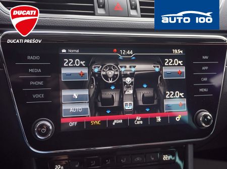 Škoda Superb Combi 2.0 TDI Sportline 4x4 140kW DSG7