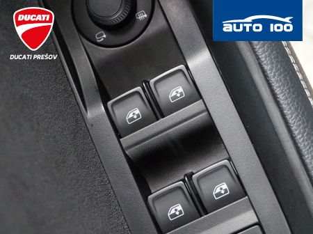 Škoda Superb Combi 2.0 TDI Sportline 4x4 140kW DSG7