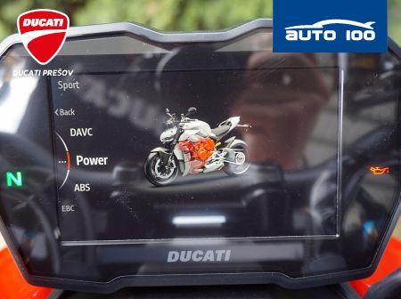 Ducati Streetfighter V4 S