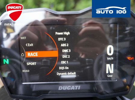 Ducati Streetfighter V4 SP 2 n.374
