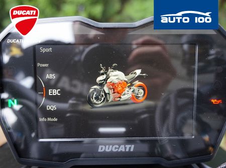 Ducati Streetfighter V4 SP 2 n.374