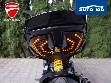 Ducati Diavel V4 black