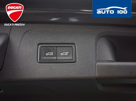 Volkswagen Passat Variant 2.0 TDI R-line 140kW DSG7