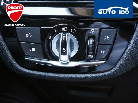 BMW 520d Touring SportLine xDrive 140kW AT8