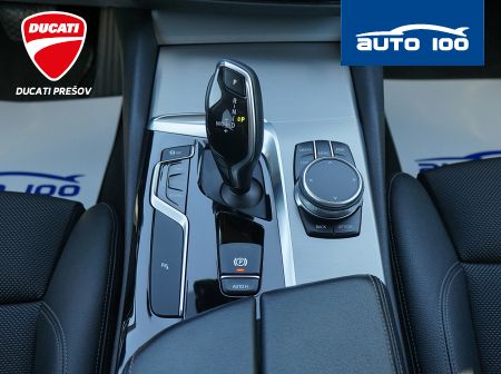 BMW 520d Touring SportLine xDrive 140kW AT8