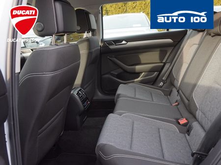 Volkswagen Passat Variant Business 2.0 TDI 110kW DSG-7