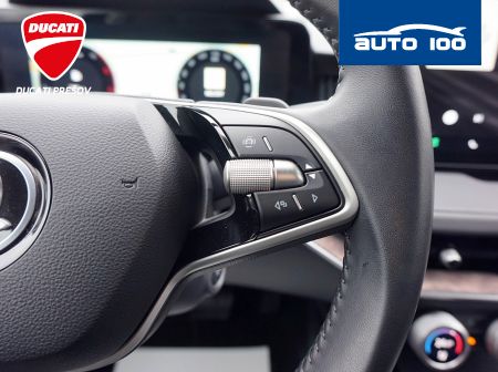Škoda Superb Estate Laurin & Klement 2.0 TDI 4x4 142kW DSG-7