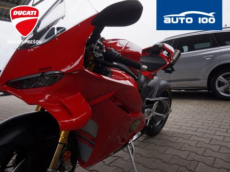Ducati Panigale V4S Red