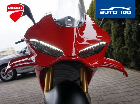 Ducati Panigale V4S Red