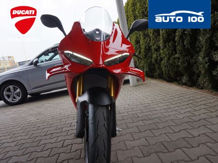 Ducati Panigale V4S Red