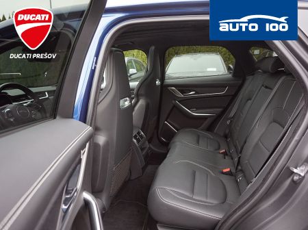 Jaguar F-PACE 3.0 HSE 221kw 4x4 AT-8