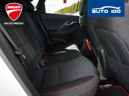 Hyundai I30 N-Line 1.5i + HEV 117kw