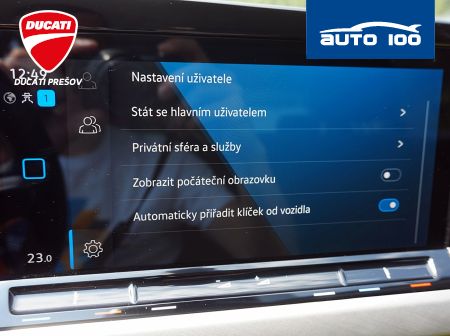 VW Golf  Life 2,0TDi 85kW M6