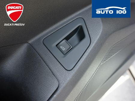 Volkswagen Touareg R-Line 4x4 3.0 TDI 170kW  Tiptronic-8