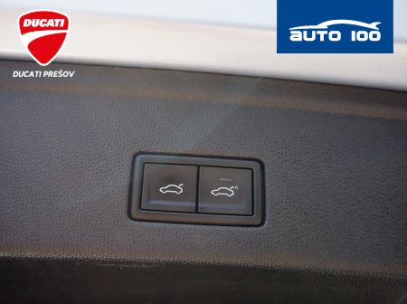 Volkswagen Touareg R-Line 4x4 3.0 TDI 170kW  Tiptronic-8