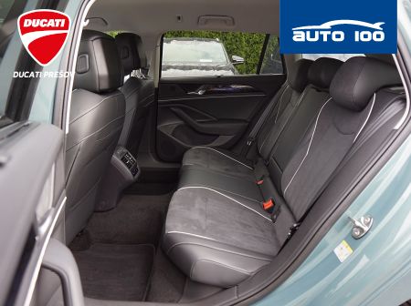 Volkswagen Passat Elegance 2.0 TDI 110kW 7- DSG