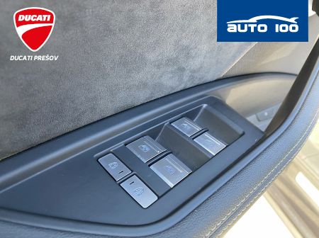 Audi e-tron 55 Sportback S Line 300kW automatic