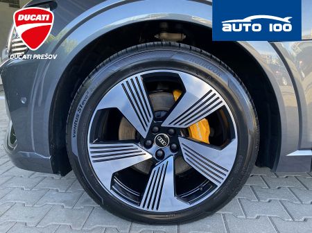 Audi e-tron 55 Sportback S Line 300kW automatic