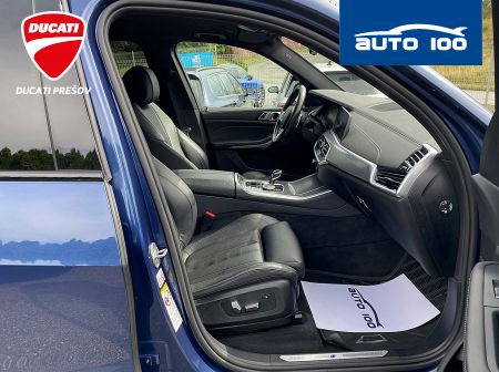 BMW X5 xDrive 40d AT-8