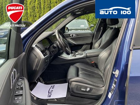 BMW X5 xDrive 40d AT-8